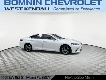 Lexus es lexus es Lexus es lexus es