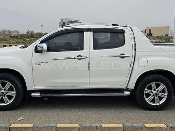 Maruti suzuki 2019 isuzu d max v cross automatic 3 0 2019