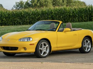 Mazda mx 5 2002 gasoline 2002 mazda mx 5 miata ls 6 speed Mazda mx 5 2002 gasoline 2002 mazda mx 5 miata ls 6 speed
