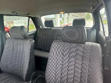 Mercedes benz 200 1985 bensin mercedes Mercedes benz 200 1985 bensin mercedes