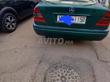 Mercedes benz 220 1996 diesel mercedes benz 220 diesel manuelle 1996 a fes Mercedes benz 220 1996 diesel mercedes benz 220 diesel manuelle 1996 a fes