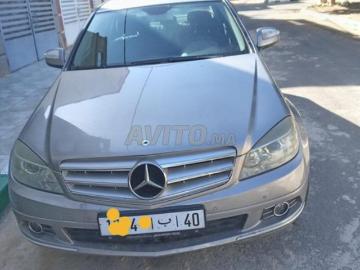 Mercedes benz 220 2007 diesel mercedes w204 Mercedes benz 220 2007 diesel mercedes w204