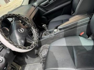 Mercedes benz 220 2011 diesel mercedes benz c220