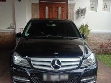 Mercedes benz c class 2012 bensin mercedes benz c300 avantgarde 2012 Mercedes benz c class 2012 bensin mercedes benz c300 avantgarde 2012