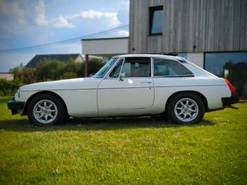 Mg 1979 essence mg b gt coupe 79 overdrivewebasto