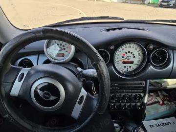 Mini one 2003 vand mini one alb