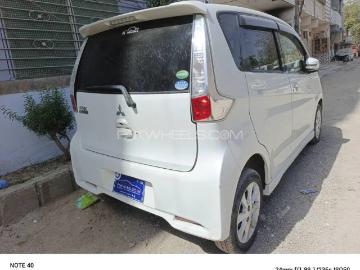 Mitsubishi 2014 petrol mitsubishi ek custom 2014 Mitsubishi 2014 petrol mitsubishi ek custom 2014
