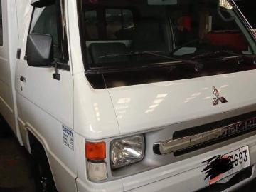 Mitsubishi l300 white mitsubishi l300 2014 for sale in quezon city Mitsubishi l300 white mitsubishi l300 2014 for sale in quezon city