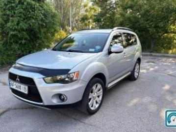 Mitsubishi outlander 2013 benzin mitsubishi outlander zaporo e Mitsubishi outlander 2013 benzin mitsubishi outlander zaporo e