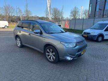 Mitsubishi outlander 2014 hybride mitsubishi outlander 2 0 phev instyle Mitsubishi outlander 2014 hybride mitsubishi outlander 2 0 phev instyle