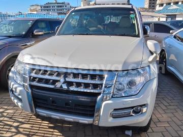 Mitsubishi pajero 2020 petrol mitsubishi pajero Mitsubishi pajero 2020 petrol mitsubishi pajero