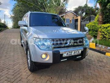 Mitsubishi pajero 2021 petrol mitsubishi pajero