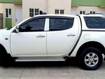 Mitsubishi strada rush sale mitsubishi strada 2009 Mitsubishi strada rush sale mitsubishi strada 2009