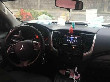 Mitsubishi strada selling pearl white mitsubishi strada in cainta Mitsubishi strada selling pearl white mitsubishi strada in cainta