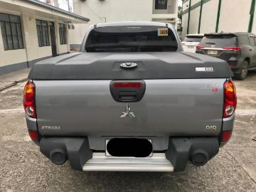 Mitsubishi strada silver mitsubishi strada for sale in lapu Mitsubishi strada silver mitsubishi strada for sale in lapu