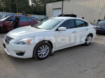 Nissan altima 2015 petrol buy new nissan altima white car in lagos state carnaija Nissan altima 2015 petrol buy new nissan altima white car in lagos state carnaija