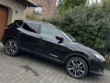 Nissan qashqai 2015 essence nissan qashqai 1 2 tekna full option 2015 Nissan qashqai 2015 essence nissan qashqai 1 2 tekna full option 2015