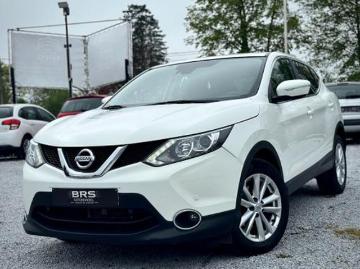 Nissan qashqai 2016 essence nissan qashqai 201612 benzine automaat 61000 km 12m garanti Nissan qashqai 2016 essence nissan qashqai 201612 benzine automaat 61000 km 12m garanti