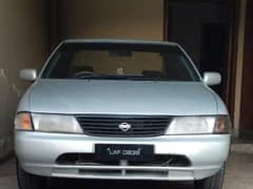 Nissan sunny 1989 gas neat and clean family ride Nissan sunny 1989 gas neat and clean family ride