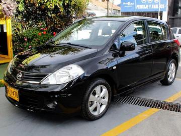 Nissan tiida gasolina nissan tiida 1 8 hatchback 2012 Nissan tiida gasolina nissan tiida 1 8 hatchback 2012