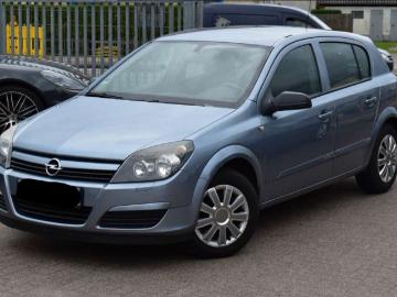 Opel astra 2006 essence voiture doccasion opel 1 6i szr 8v edition 2000 moniteur automobile Opel astra 2006 essence voiture doccasion opel 1 6i szr 8v edition 2000 moniteur automobile