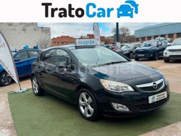Opel astra 2012 diesel opel astra 1 7 cdti 110 cv excellence Opel astra 2012 diesel opel astra 1 7 cdti 110 cv excellence