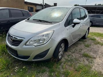 Opel meriva 2011 diesel opel meriva cdti cosmo Opel meriva 2011 diesel opel meriva cdti cosmo