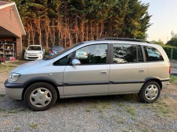 Opel zafira 2004 essence opel zafira 1 6 benzine 7pl 99000 km s keuring vvk Opel zafira 2004 essence opel zafira 1 6 benzine 7pl 99000 km s keuring vvk