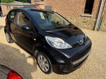 Peugeot 107 2011 essence peugeot 107 essence 2011 euro 5 83000km 5 deuren garantie Peugeot 107 2011 essence peugeot 107 essence 2011 euro 5 83000km 5 deuren garantie