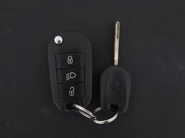 Peugeot 2008 2014 diesel peugeot 2008 1 6 e Peugeot 2008 2014 diesel peugeot 2008 1 6 e
