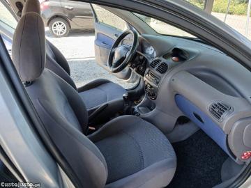Peugeot 206 2002 gasolina peugeot 206 1 1 dn automoveisa Peugeot 206 2002 gasolina peugeot 206 1 1 dn automoveisa