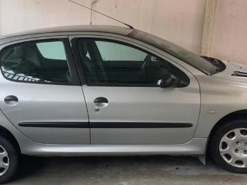 Peugeot 206 2005 peugeot 206 2005 175 000 km Peugeot 206 2005 peugeot 206 2005 175 000 km
