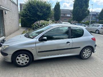 Peugeot 206 2009 essence peugeot 206 20 tendance Peugeot 206 2009 essence peugeot 206 20 tendance