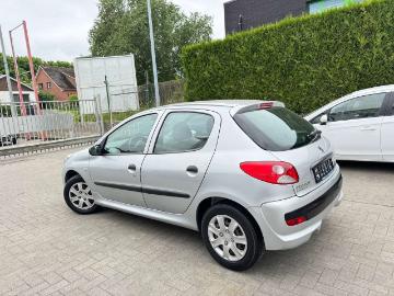 Peugeot 206 2011 essence peugeot 206 1 1i trendy 1 eigenaar 1 jaar garantie Peugeot 206 2011 essence peugeot 206 1 1i trendy 1 eigenaar 1 jaar garantie