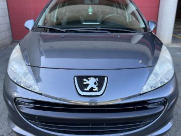 Peugeot 207 2008 essence peugeot 207 1 4i 16v trendy