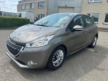 Peugeot 207 2014 essence peugeot 208 1 2 essence en 2014 34000 km en bon etat aut Peugeot 207 2014 essence peugeot 208 1 2 essence en 2014 34000 km en bon etat aut