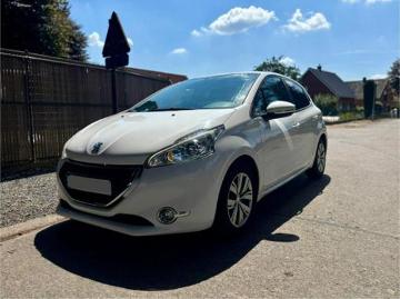 Peugeot 208 2012 diesel peugeot 208 1 4hdi 99 800km 2012 acnavi Peugeot 208 2012 diesel peugeot 208 1 4hdi 99 800km 2012 acnavi