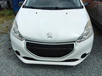 Peugeot 208 2013 essence peugeot 208 benzine Peugeot 208 2013 essence peugeot 208 benzine