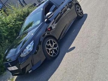 Peugeot 208 2021 essence herstal peugeot 208 benzine Peugeot 208 2021 essence herstal peugeot 208 benzine
