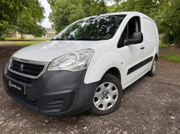 Peugeot partner 2016 diesel peugeot partner 2016 1 6 hdi 3 zits airco gps trekhaak Peugeot partner 2016 diesel peugeot partner 2016 1 6 hdi 3 zits airco gps trekhaak