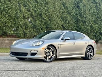 Porsche panamera 2011 gasoline porsche panamera