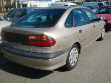 Renault 1999 diesel laguna i dti 1 9 6 cv Renault 1999 diesel laguna i dti 1 9 6 cv