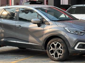 Renault captur 2022 flex renault captur iconic 1 3 turbo cvt 2022 Renault captur 2022 flex renault captur iconic 1 3 turbo cvt 2022