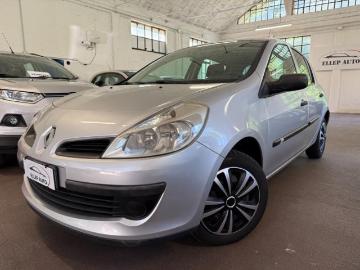 Renault clio 2007 benzina renault clio 1 2 ok neopatentati unipropr Renault clio 2007 benzina renault clio 1 2 ok neopatentati unipropr
