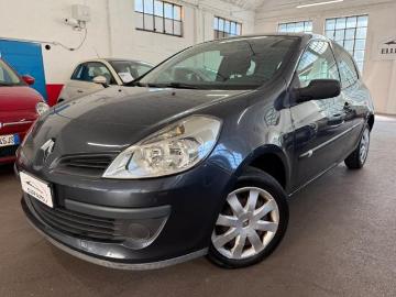 Renault clio 2008 benzina renault clio 1 2 ok neopatentati ok cinghia Renault clio 2008 benzina renault clio 1 2 ok neopatentati ok cinghia