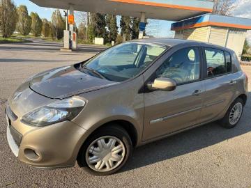 Renault clio 2012 diesel renault clio 1 5 dci 90cv 5 porte dynamique Renault clio 2012 diesel renault clio 1 5 dci 90cv 5 porte dynamique
