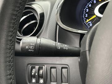 Renault clio 2013 bensin renault clio sport tourer 1 2 73hk farth llare kamrem Renault clio 2013 bensin renault clio sport tourer 1 2 73hk farth llare kamrem