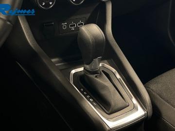 Renault clio 2023 bensin renault clio v tce 90 equilibre cvt 5