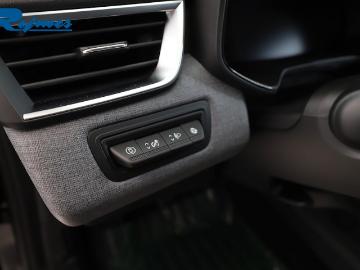 Renault clio 2024 bensin renault clio v phii tce 90 evolution rbr14e Renault clio 2024 bensin renault clio v phii tce 90 evolution rbr14e