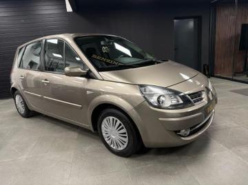 Renault grand scenic 2009 essence renault megan scenic automaat benzine 136 000 km Renault grand scenic 2009 essence renault megan scenic automaat benzine 136 000 km